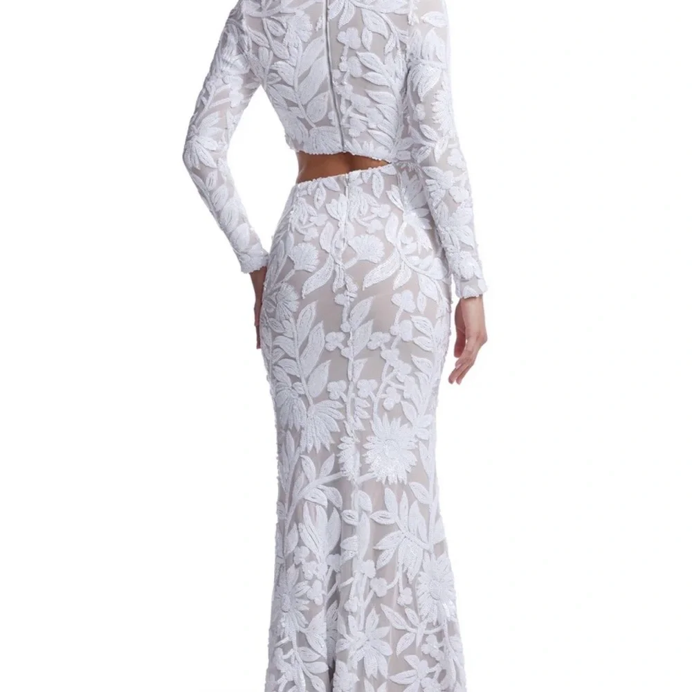 Dress the Population White Long Sleeve Dress Perfect for Bridal Dress! - Picture 2 of 3